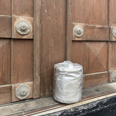 Cylinder doorstopper, silver