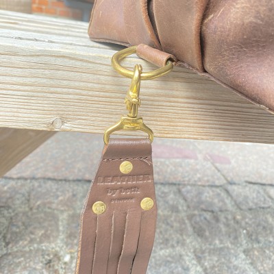 Game strap, brown