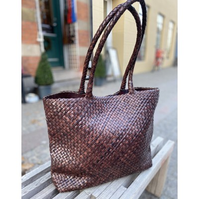 India leather shopper, hazelnut leather, danish design