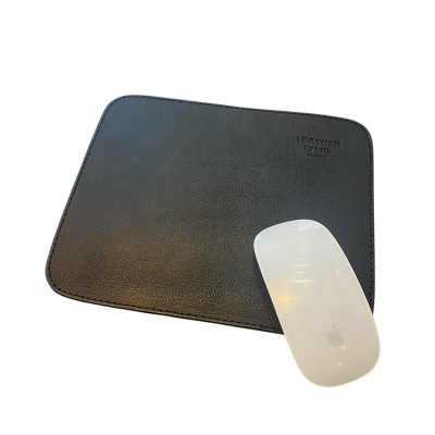 Mouse pad in full grain leather / H.C. Andersen 'swan'